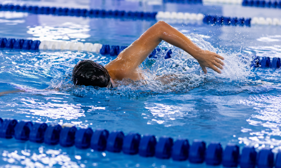 Escuela de Especialización Deportiva abre nuevas oportunidades de formación en natación
